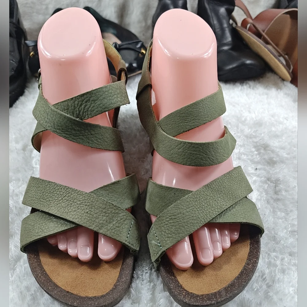 Teva Mahonia Wedge Sandals Bundles  Cross Strap Black/Green Leather Women Sz 8.5 - Picture 2 of 12